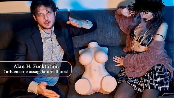 Dialoghi Italiano : Dee Z. Grace rivela l’arrapante voce della tettona Britney – Tantaly