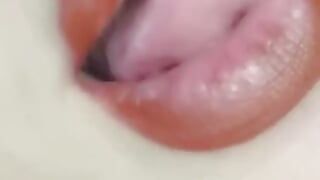 Kabyle Dz t7ok sawatha toute seule a la residence universitaire