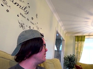 Real slut sucking yorkshire nerd