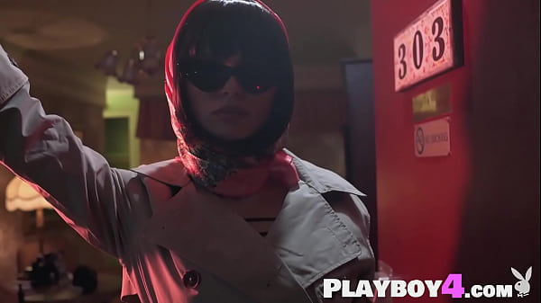 Amazing big tits Russian MILF Julia Logacheva exposed beautiful curvy body